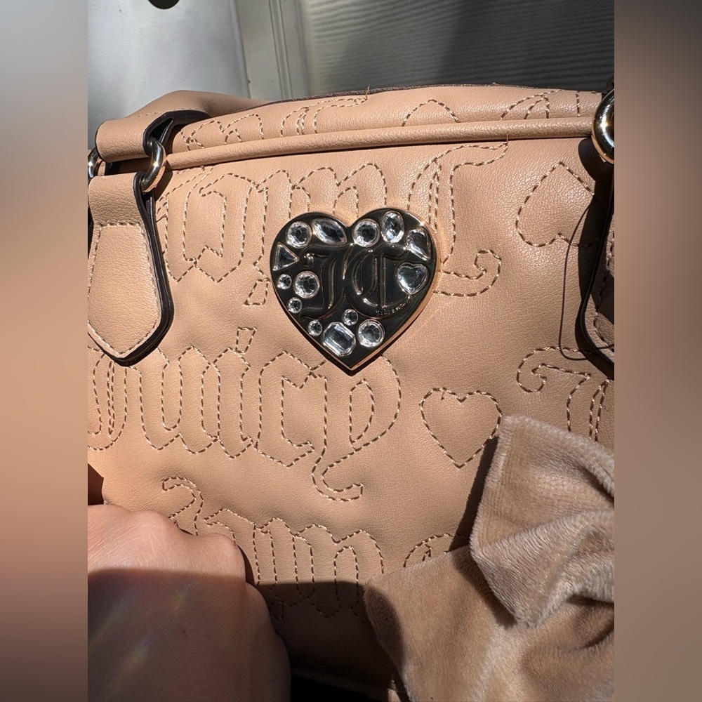 Juicy Couture NWT Lovely Girl Pecan Brown Satchel Bow Heart Bag w/ Charm 🤎 - Picture 13 of 14